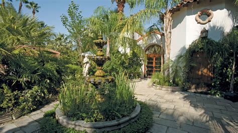 liberace house of crap|Liberace's Last Digs: Restoring the Performer's Palm Springs .